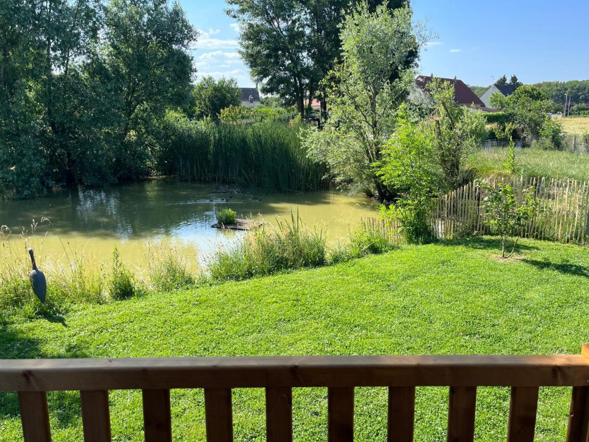 הוילה Marigny-les-Reullee Domaine Des Galinaces Roulotte La Roussette 2-4P מראה חיצוני תמונה